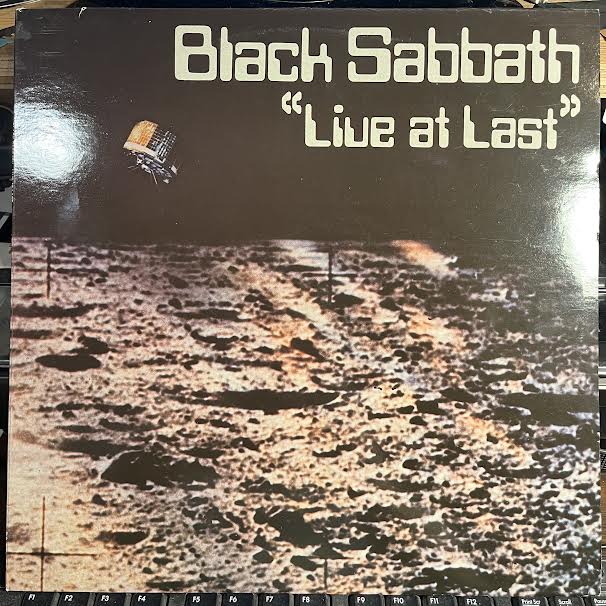 Black Sabbath - Live At Last (VINYL - FRANCE) | Near Mint (NM) Excellent+ (EX+)-