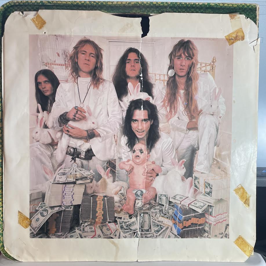 Alice Cooper - Billion Dollar Babies (VINYL) | Very Good (VG) Very Good Plus (VG+)-