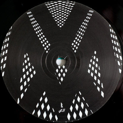 Moiré - Never Sleep | Mint (M) Mint (M)-