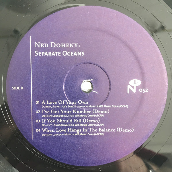 Separate Oceans | Mint (M) Mint (M)-