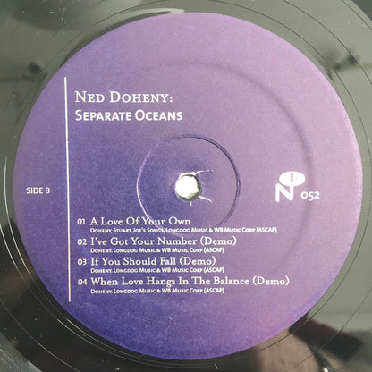 Separate Oceans | Mint (M) Mint (M)-