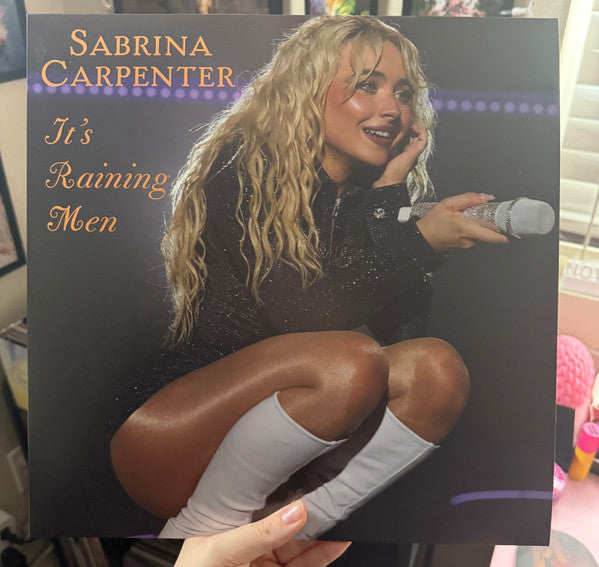 Sabrina Carpenter - It’s Raining Men (GREEN VINYL) |-