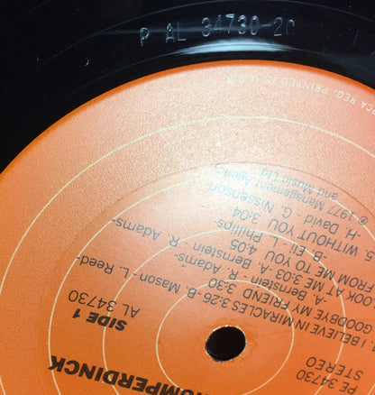 Engelbert Humperdinck - Miracles By Engelbert Humperdinck | Near Mint (NM) Near Mint (NM)--