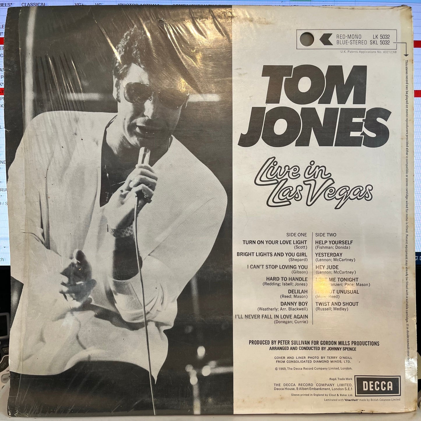 Tom Jones - Live In Las Vegas *UK* | Near Mint (NM) Excellent (EX)--
