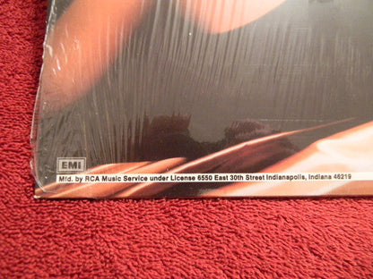 There's No Stopping Your Heart (VINYL)(CLUB - SHRINK) | Near Mint (NM) Near Mint (NM)-