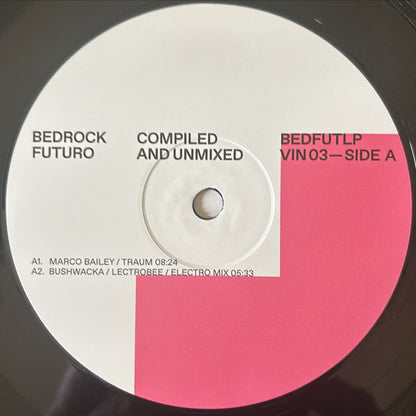 Bedrock Futuro | Mint (M) Mint (M)-
