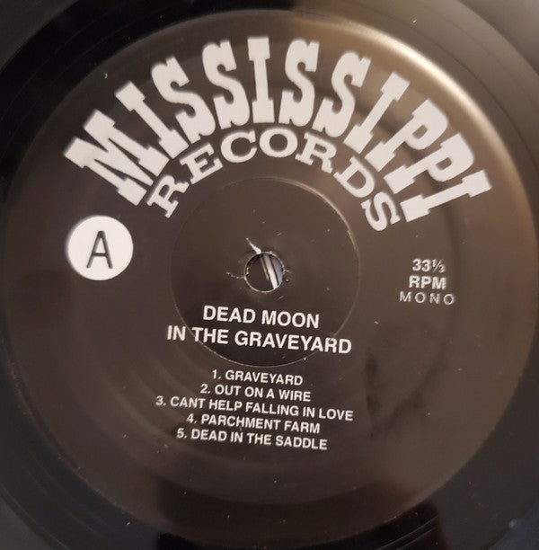 In The Graveyard | Mint (M) Mint (M)-