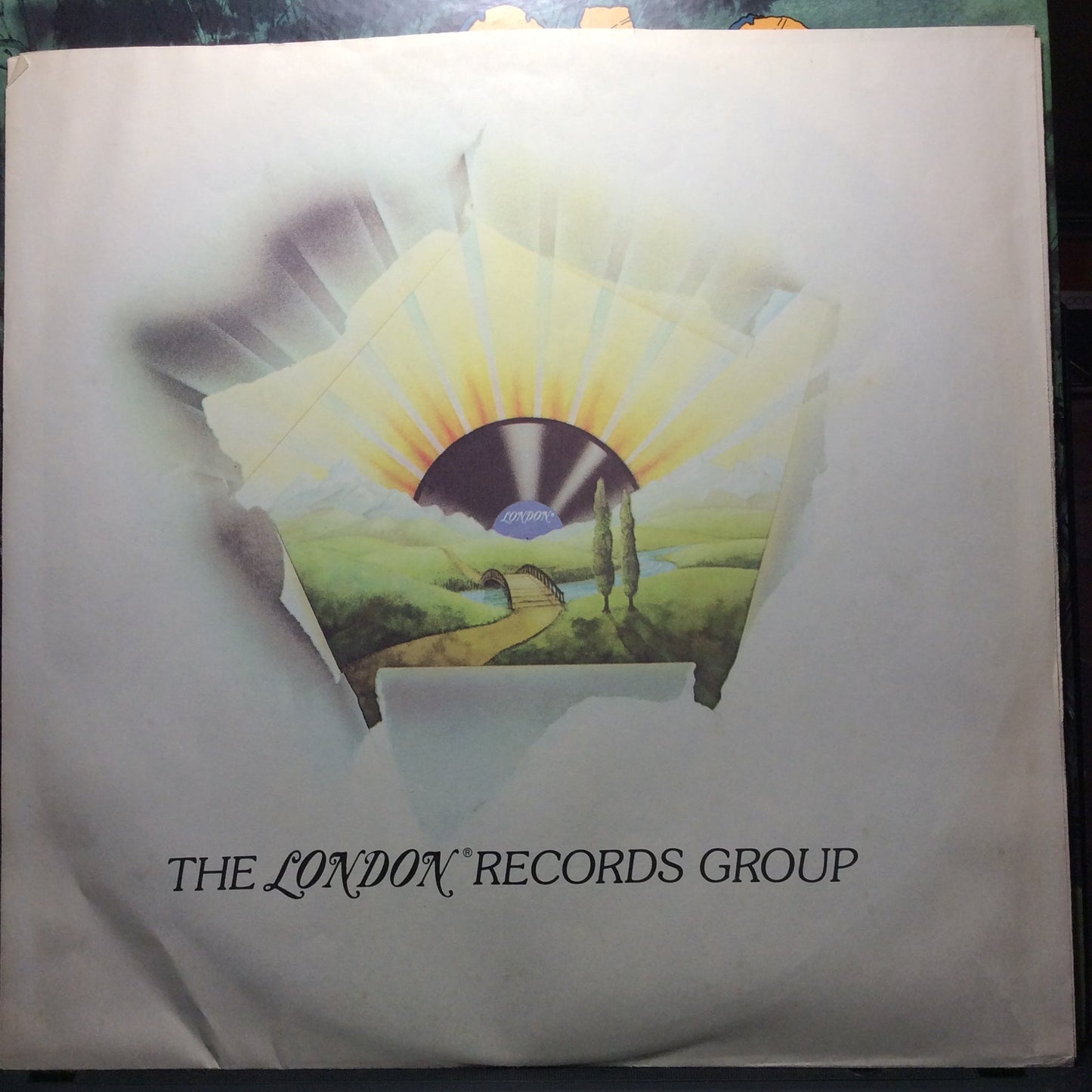 Savoy Brown - Looking In (VINYL) | Near Mint- (NM-) Near Mint (NM)-