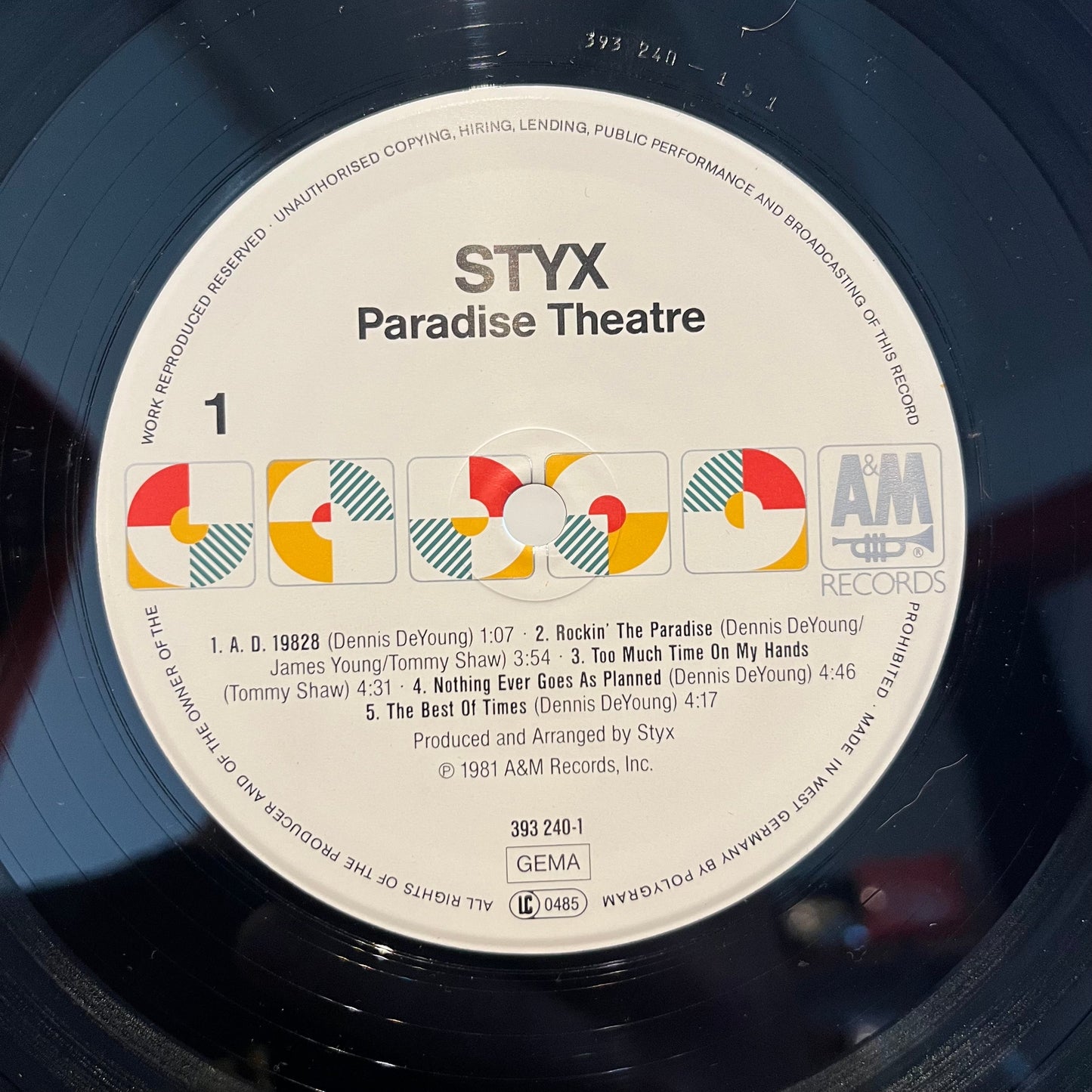 Styx - Paradise Theatre *GERMAN* | Near Mint (NM) Near Mint (NM)-