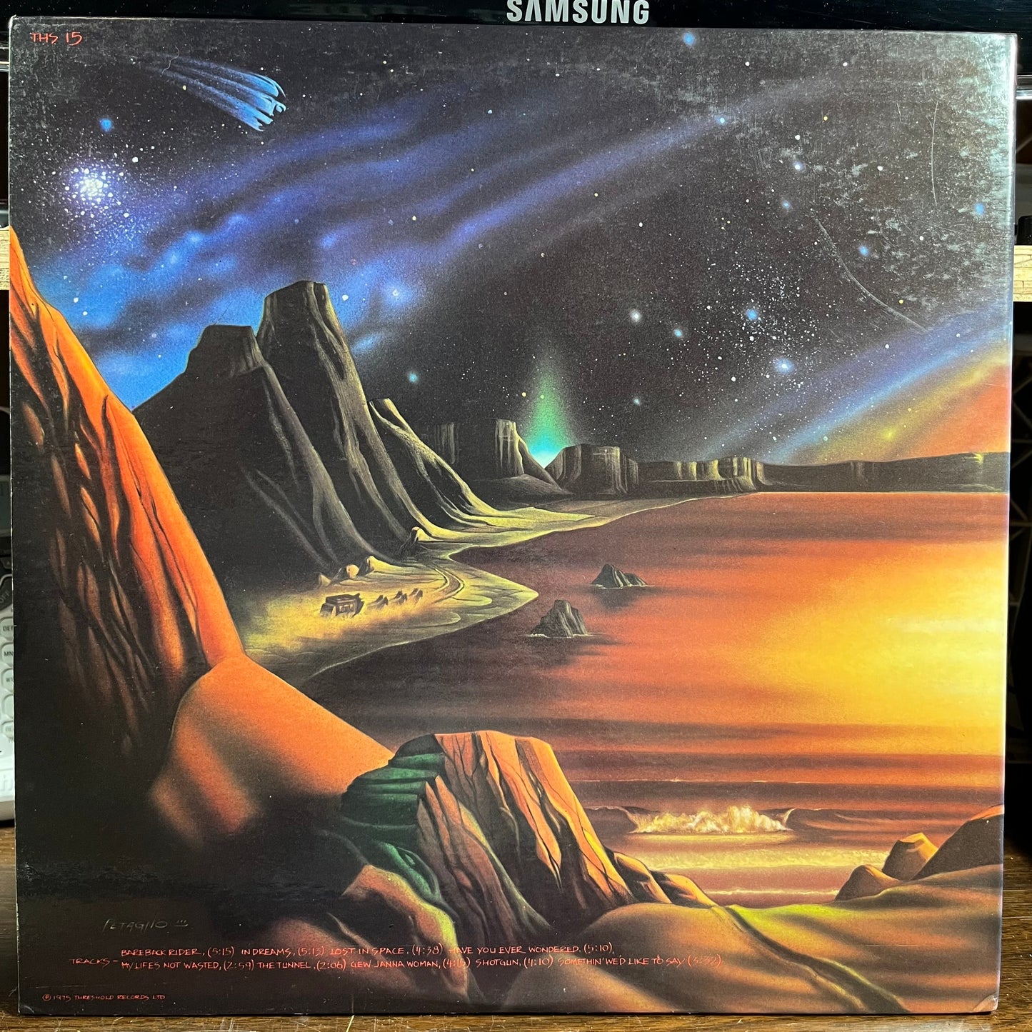 The Graeme Edge Band - Kick Off Your Muddy Boots (VINYL) | Near Mint (NM) Near Mint (NM)-