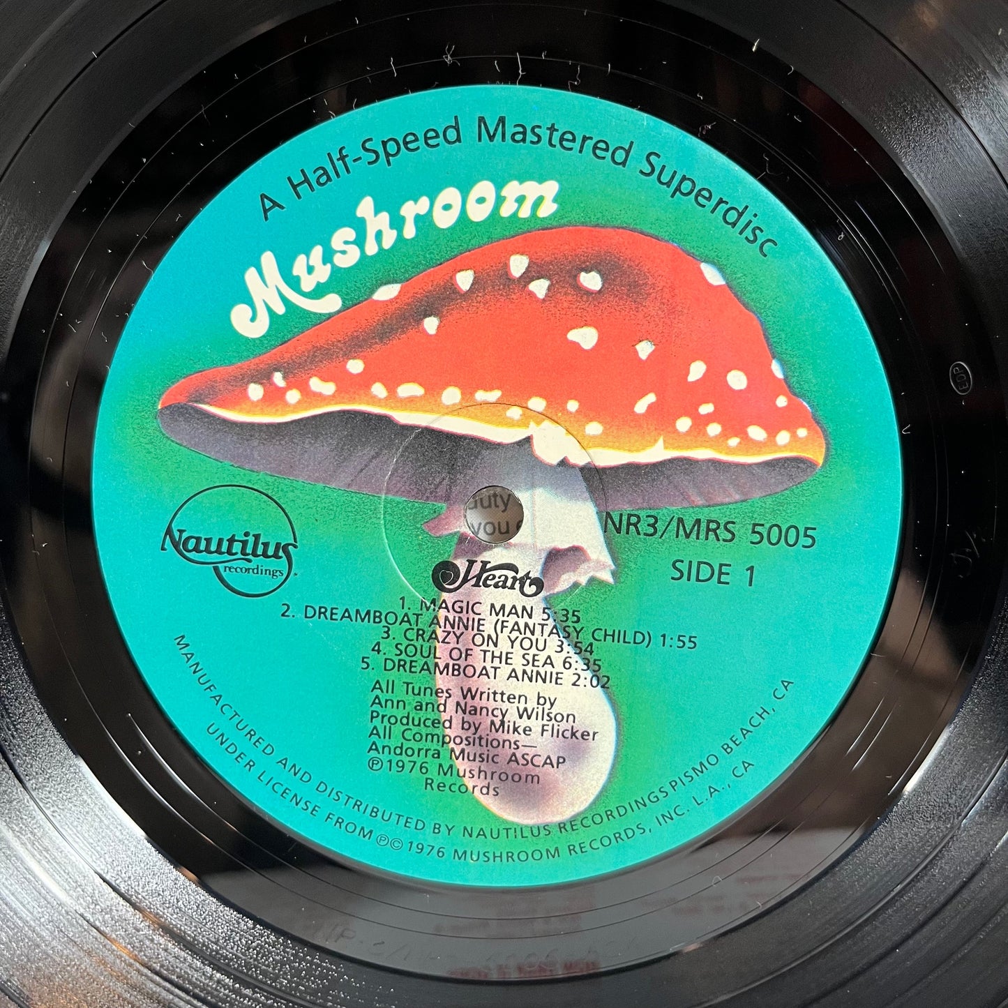 Heart - Dreamboat Annie (VINYL) | Near Mint (NM) Excellent+ (EX+)-