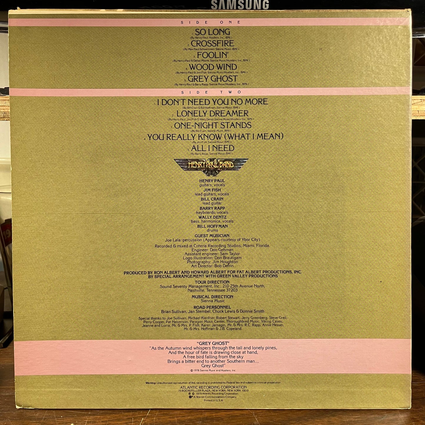 Henry Paul Band - Grey Ghost (LP) | Near Mint (NM) Excellent (EX)-