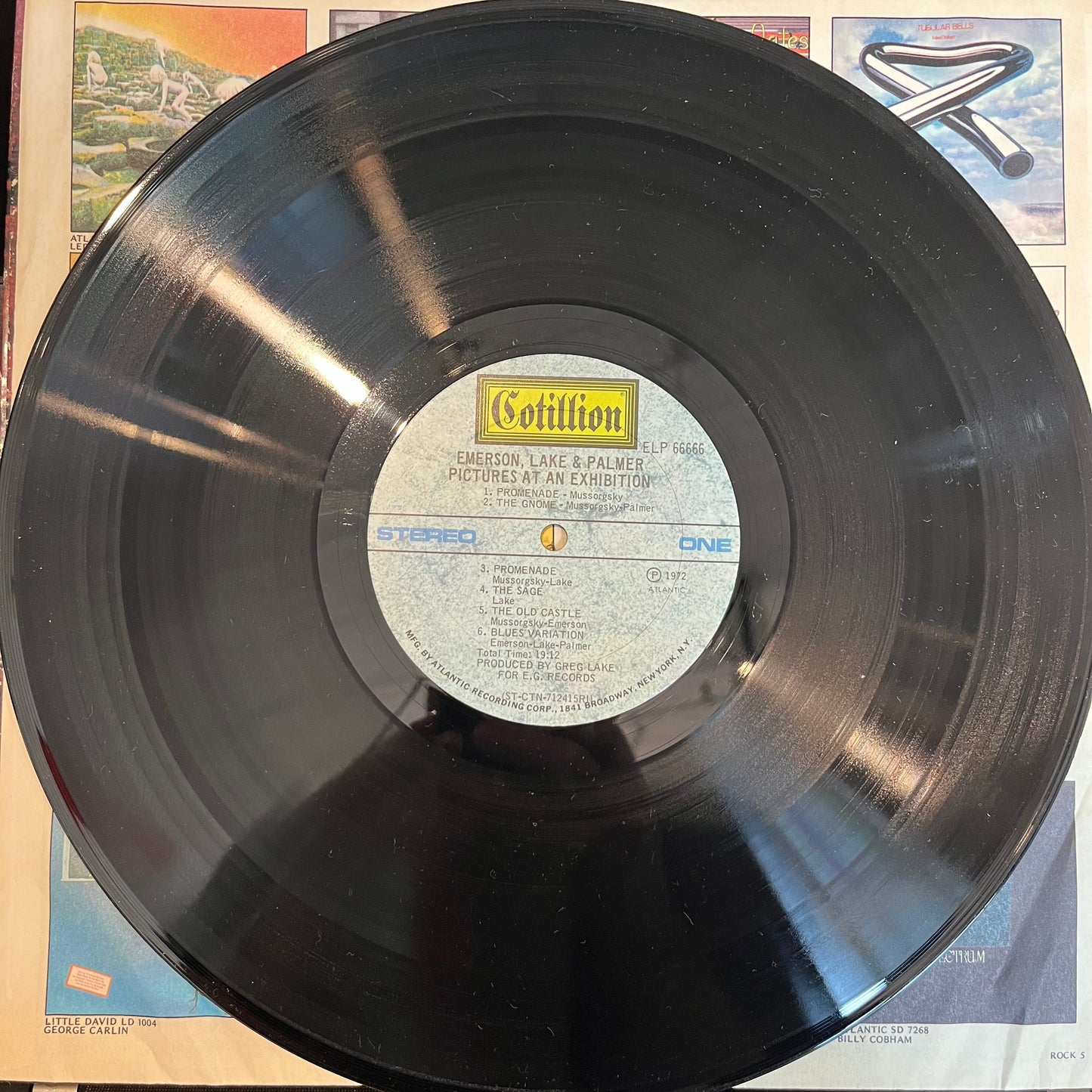 Emerson, Lake & Palmer - Pictures At An Exhibition *RI* | Near Mint (NM) Excellent (EX)--