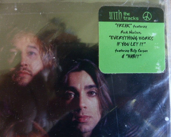 Enuff Z'nuff - Paraphernalia (CD) | Near Mint (NM or M-)--