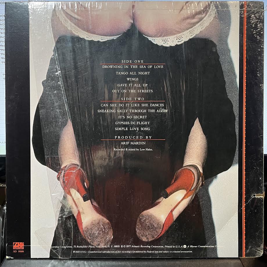 Ringo Starr - Ringo The 4th (VINYL) | Near Mint (NM) Excellent+ (EX+)-