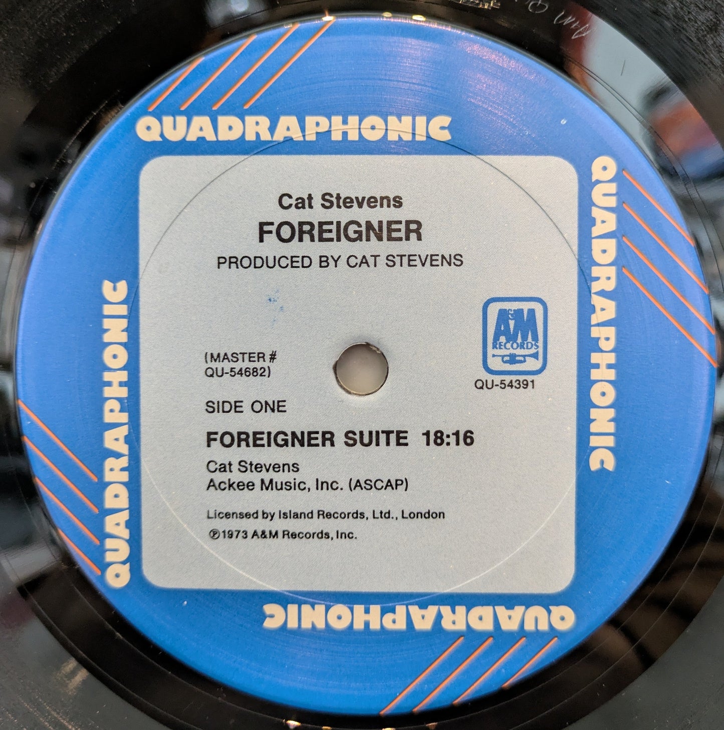 Cat Stevens - Foreigner (QUADRAPHONIC VINYL) | Near Mint (NM) Excellent (EX)-
