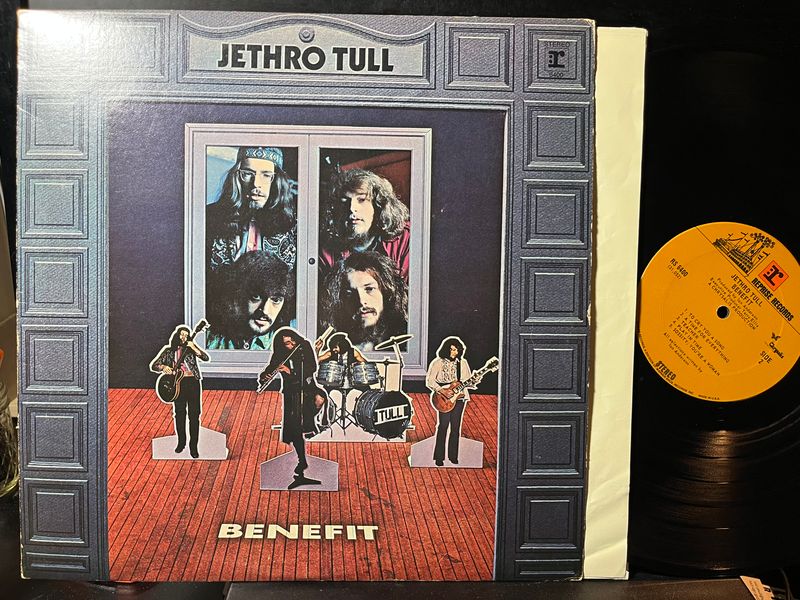 Jethro Tull - Benefit (VINYL) | Near Mint (NM) Excellent+ (EX+)-