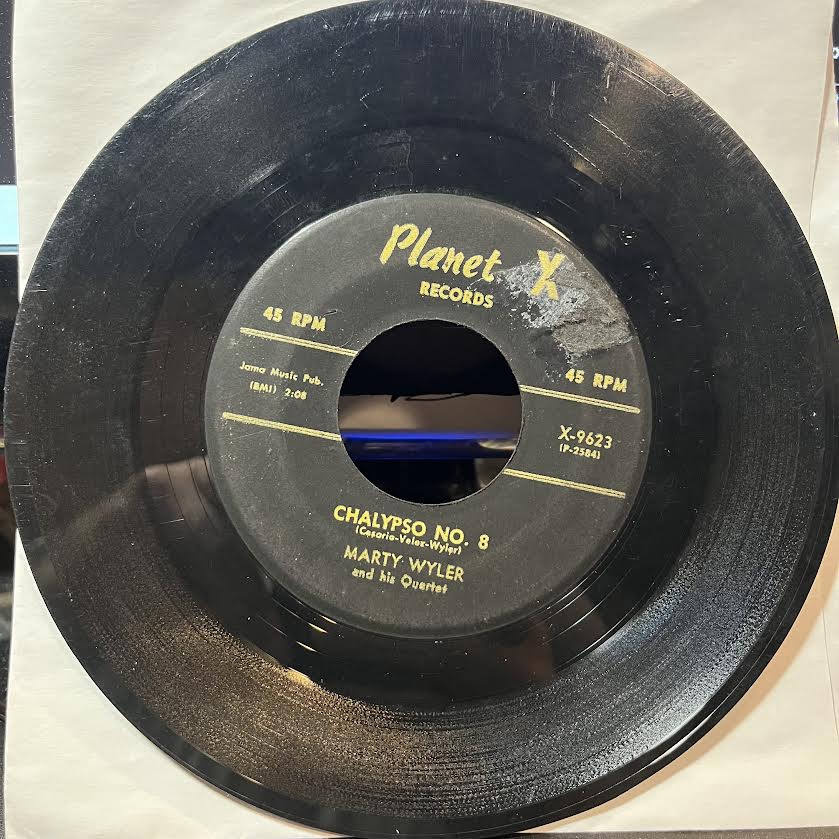 Chalypso No. 8 / Temptation (Stroll) (7") | Very Good (VG) Generic--