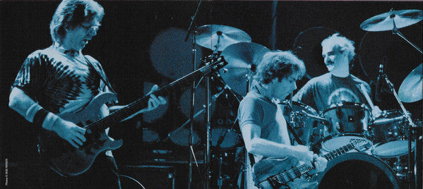 Dave's Picks, Volume 39 (3xCD)(The Spectrum, Philadelphia, PA • 4/26/83) | Mint (M) Near Mint (NM)-