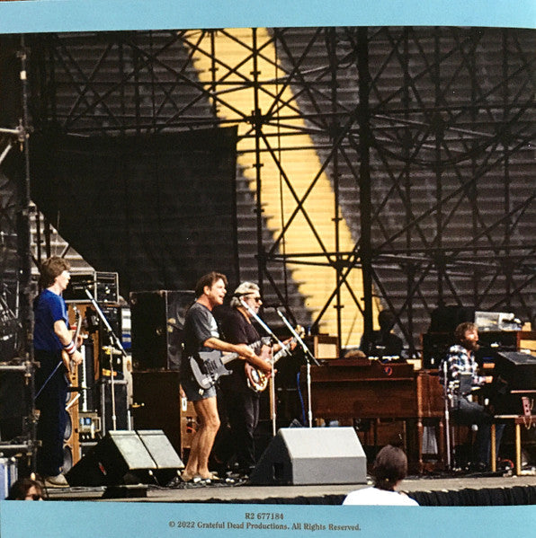 Dave's Picks, Volume 44 (3xCD)(Autzen Stadium, U. Of Oregon, Eugene, OR • 6/23/90) | Mint (M) Near Mint (NM)-