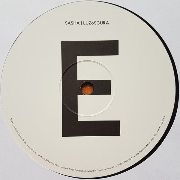 LUZoSCURA | Mint (M) Mint (M)-