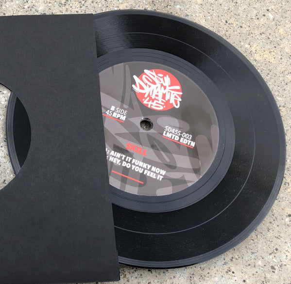 Skill (5) - Yo, Strong People (7" VINYL) | Mint (M) Generic-
