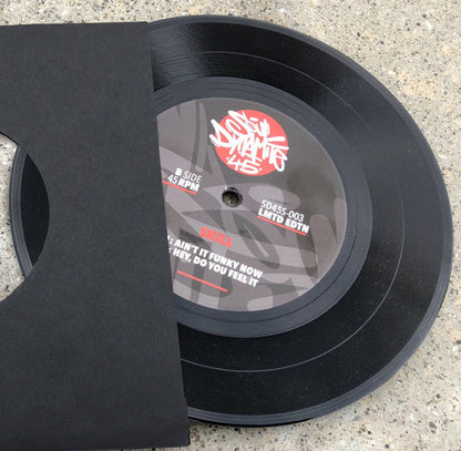 Skill (5) - Yo, Strong People (7" VINYL) | Mint (M) Generic-