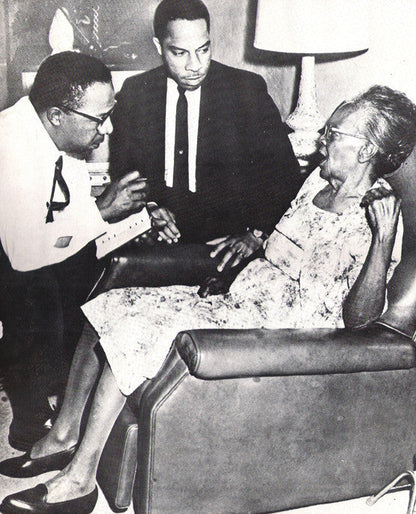 Alex Haley - Tells The Story Of His Search For Roots | Mint (M) Near Mint (NM)-
