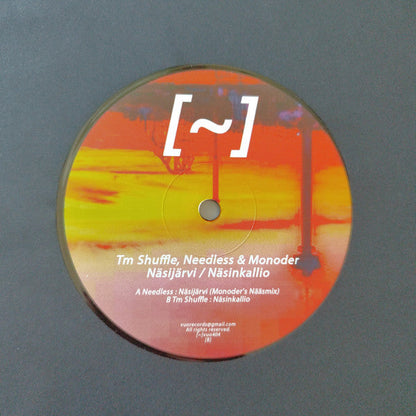 TM Shuffle - VUO 404 (VINYL) | Mint (M) Mint (M)--