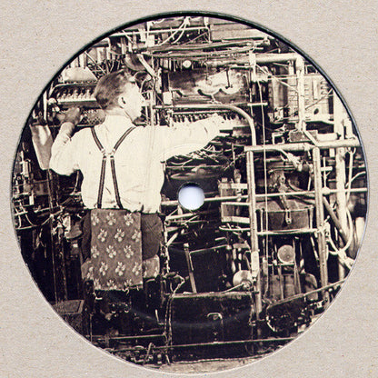 Ipman - Persistent Dread / Signal Motion | Near Mint (NM) Good Plus (G+)--