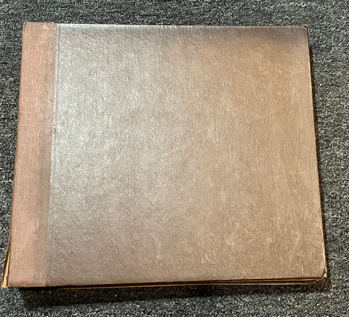 Va - 12 Page 12" 78RPM Record Book | Excellent+ (EX+)--