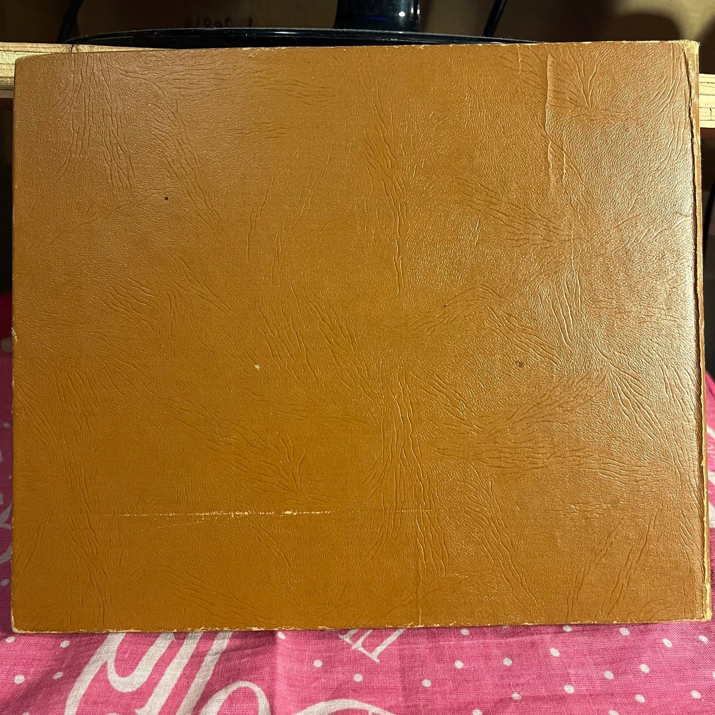 7" - Record Album Book (10-Holder) | Very Good Plus (VG+)--
