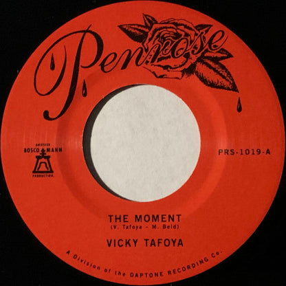Vicky Tafoya - The Moment / Love Don't Treat You Fair (7" VINYL) | Mint (M) Mint (M)-