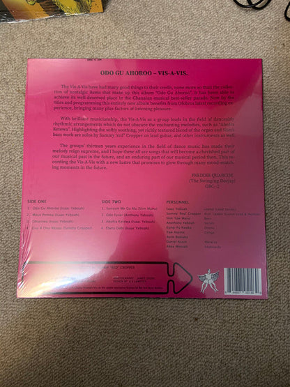 Vis A Vis - Ɔdɔ Guahoroɔ = Odo Gu Ahoroo (VINYL) | Mint (M) Mint (M)--